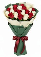 Букет Микс из красных и белых роз #REPLACE_PRED# Сосновке