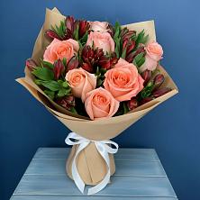 Букет цветов из:  Розы и Альстромерии в Сосновке