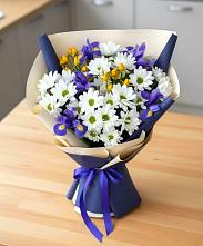 Букет цветов из:  Розы, Ирисы и Хризантемы #REPLACE_PRED# Сосновке