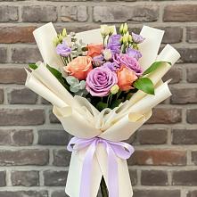 Букет цветов из:  Лизиантусы и Розы #REPLACE_PRED# Сосновке