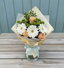 Букет цветов из:  Герберы, Розы и Хризантемы в Сосновке