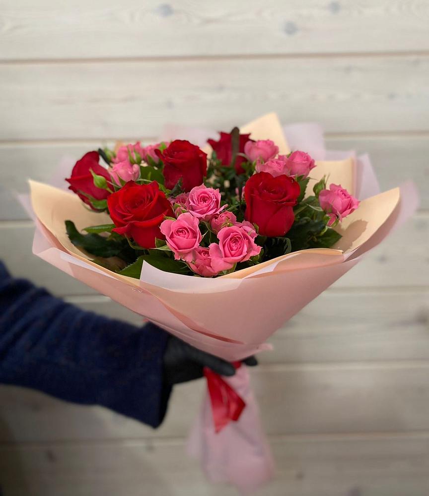 Букет цветов из: Розы в Сосновке