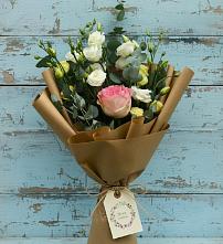 Букет цветов из:  Розы и Лизиантусы #REPLACE_PRED# Сосновке